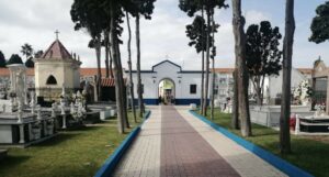 Cementerio municipal la linea