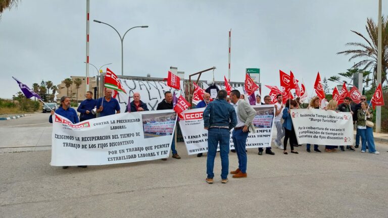 #LALÍNEA El alcalde apoya la reivindicación laboral contra los recortes de personal en la Residencia de Tiempo Libre