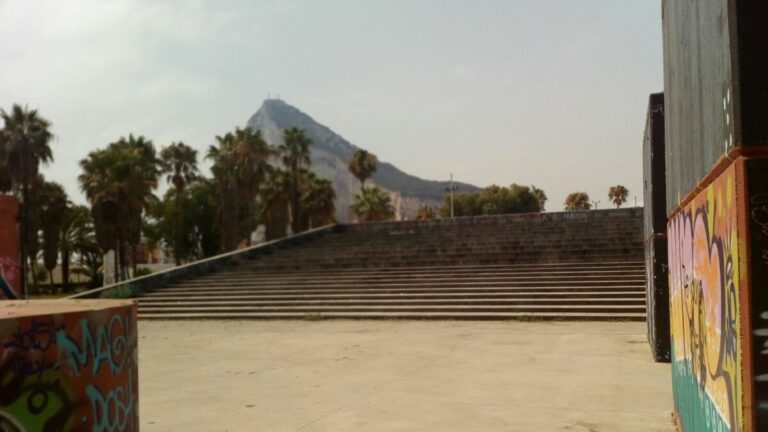 Medio Ambiente saca a concurso los trabajos de elaboración de un mural en el palenque del parque Princesa Sofía