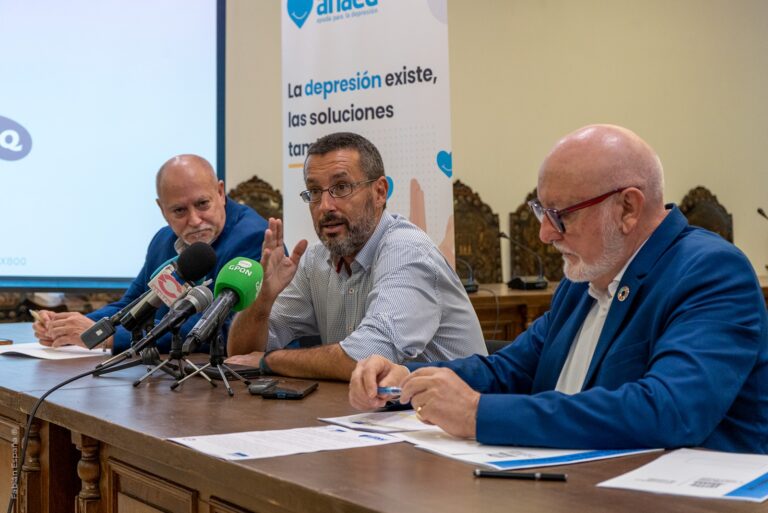 Suscrito un convenio entre Unesco y Fundación Unaed para actuar contra la depresión entre los más jóvenes