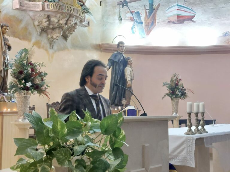 El Ayuntamiento felicita a David Morales por la emotividad de su pregón de Navidad