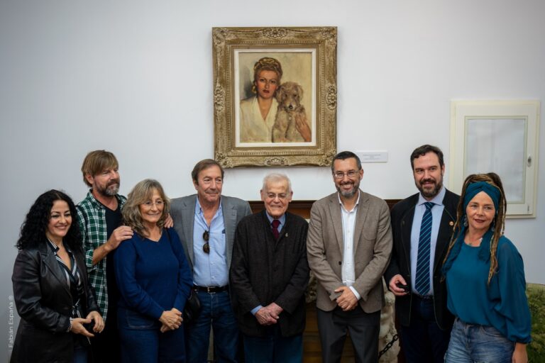 Phillipe Nonnez-Lopes dona gratuitamente al Museo Cruz Herrera el retrato de su madre Madeleine