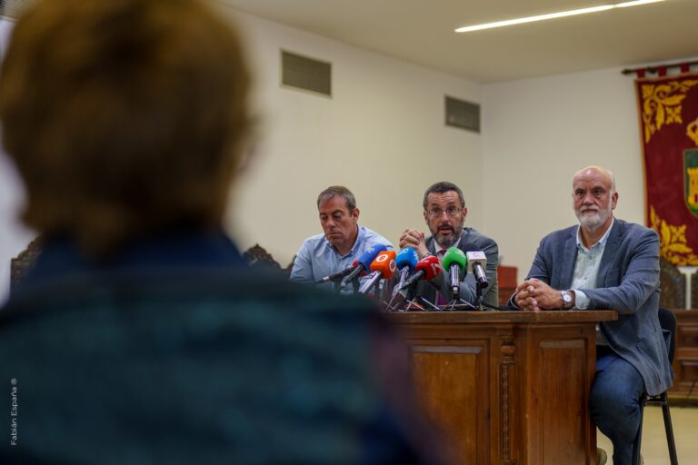 El alcalde acudirá con ´moderado optimismo ´a la reunión con Exteriores