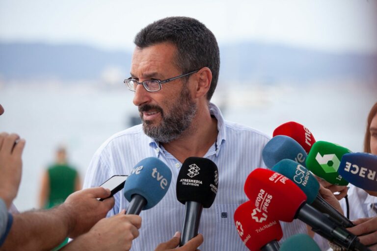 El alcalde ha mantenido con Exteriores una reunión “densa y compleja”