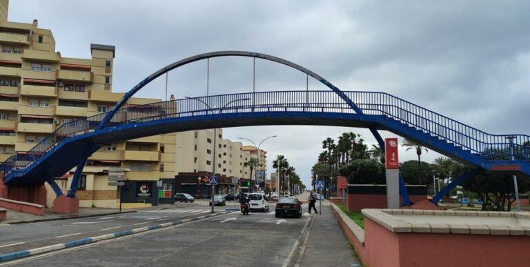 El alcalde anuncia la próxima demolición del puente sobre la avenida del Ejército