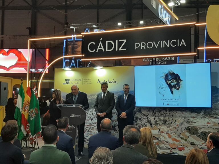 La ciudad inicia su andadura en Fitur 2025 con la promoción de su Semana Santa