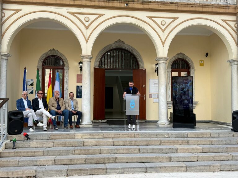 La élite del pádel europeo masculina y femenina se da cita en La Línea de la Concepción  con la FIP Euro Pádel Cup 2025