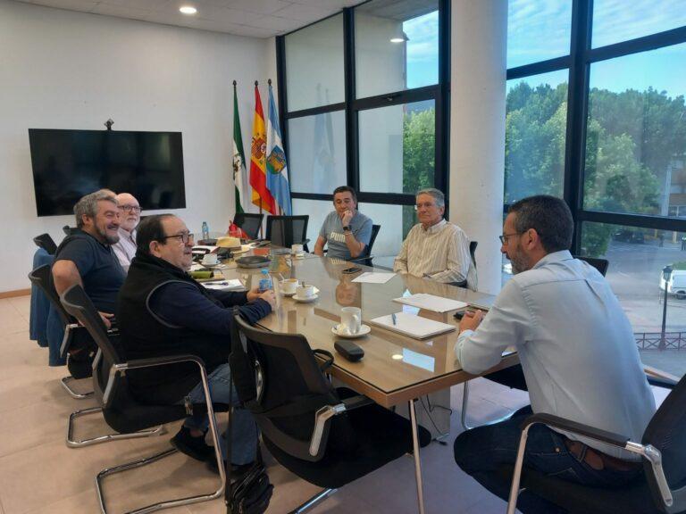Pensiones en el aire:  El Ayuntamiento y trabajadores de Gibraltar quieren despejar dudas ya